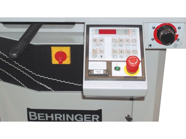 Schwenkrahmenbandsäge - SLB Baureihe - produit présenté par Behringer GmbH | Maschinenfabrik und Eisengießerei