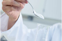 Reiner, weißer Dolomit : MADOL