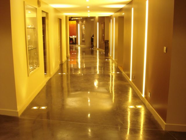 Anorganisches Binde- und Mineralisierungsmittel für betonähnliche Oberflächen - Lithiumsilikat