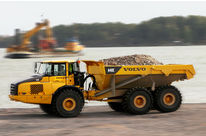 Knickgelenkter Dumper A40E