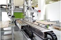 Reparatur von Schadstellen in Holzoberflächen : TRC 3000 