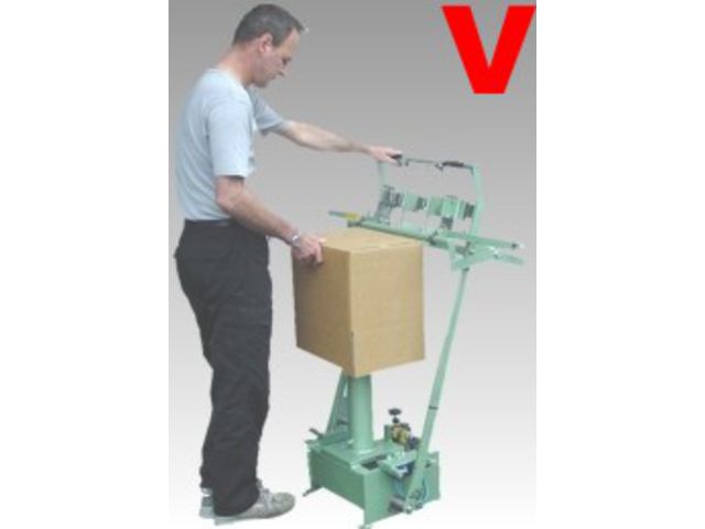 Flaechenheftmaschine mit 4 Heftköpfen