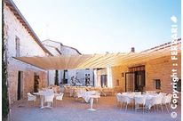 SONNENSEGEL UND BESCHATTUNGEN