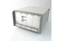 Treiber und Steuergeräte für Piezoaktoren: Linearer Verstärker LA75B