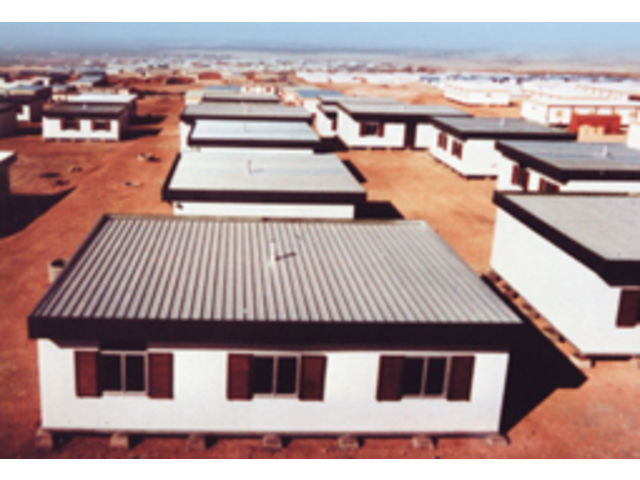 Leichtbaukonstruktionen (Schutzdächer und Notwohnungen)