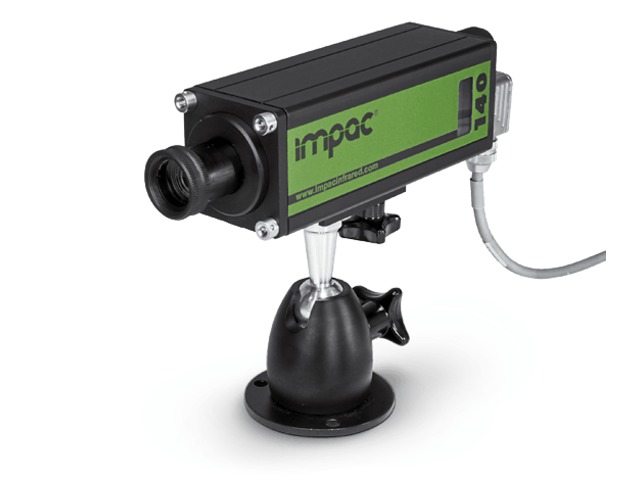 IMPAC Pyrometer IS 140