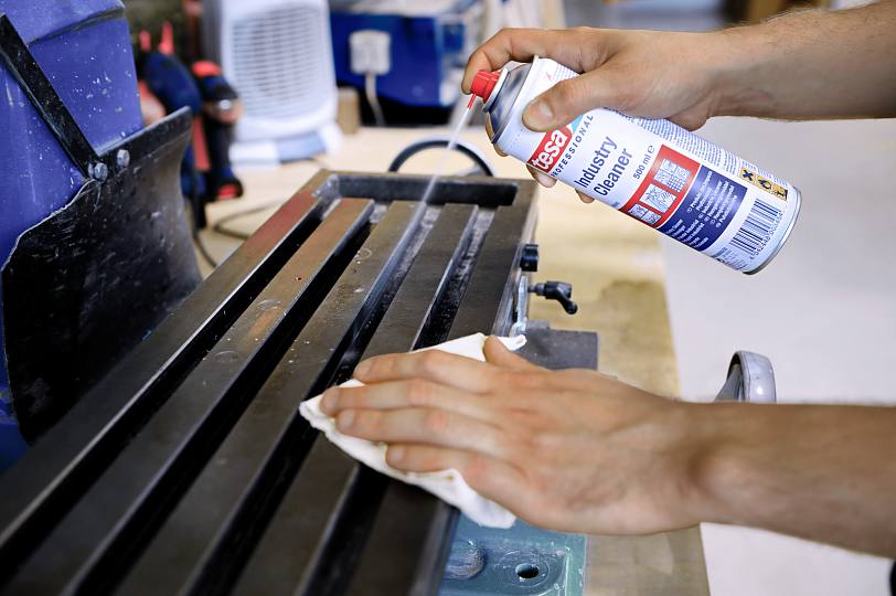 Industriereiniger Spray, 500ml : tesa® 60040 Industry Cleaner - TESA FRANCE