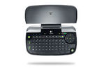 Handflächengroße Tastatur mit Multimedia-Fernbedienung