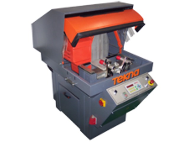 Halbautomatische Gehrungskreissäge: TK 133 CNC