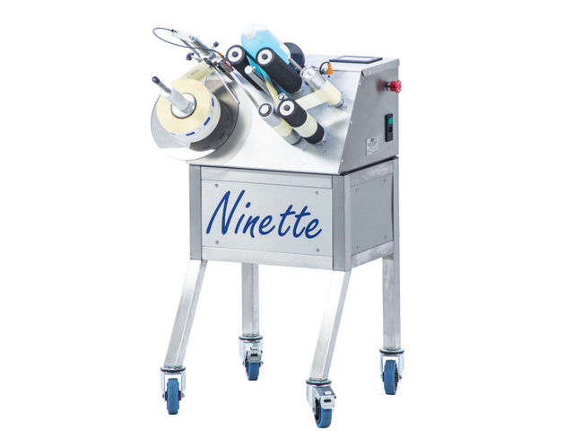 Halbautomatische Etikettiermaschine für zylinderförmige Produkte - Modell Ninette 1