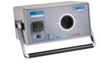 Kalibrator für Infrarot-Pyrometer: Schwarzstrahler-Kalibrator für hohe und niedrige Temperaturen