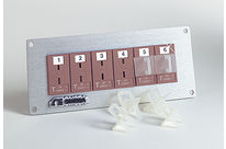 Einbaubuchsen für Miniatur-Steckverbinder