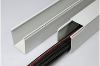 Leitungskanäle SES mit Bodenstanzung GN-HF-S