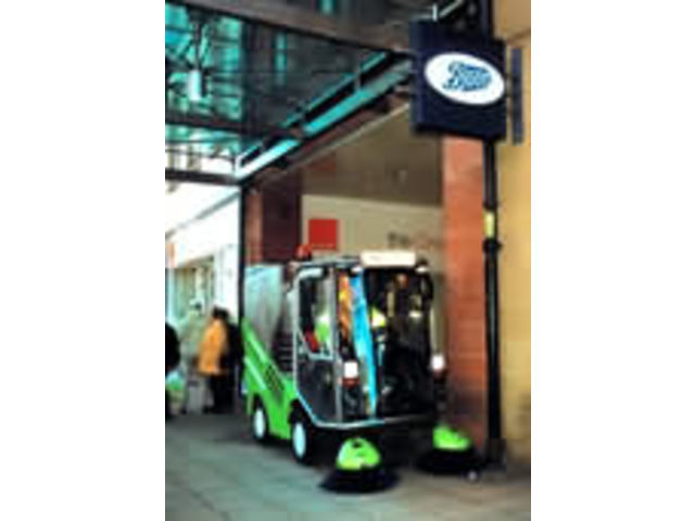 Kehrmaschine fuer Strassenreinigung