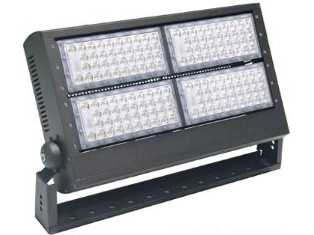 Led Fluter: CRYSTAL HEADLIGHT - PYLONE - 75000 Lumen 60 ° - ersetzt 2000 W - 2500 W Jodid