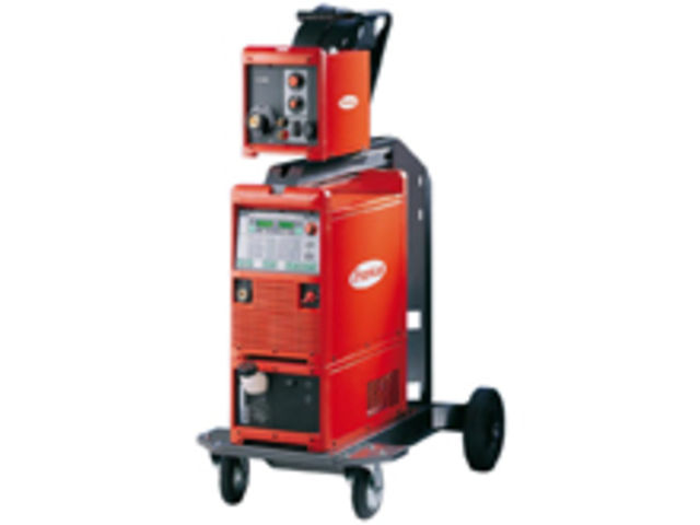 Vermietung schweißgeräte : TransPuls Synergic 4000 W Schweißgerät