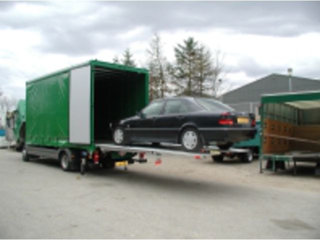 Hubladebühnen: 3000 K