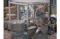 Möbelzubehör: Sondermaschine mit Drehtisch für Verschraubung Unterlage