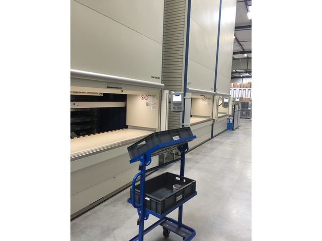 Gebrauchtes Tablarlager, Höhe 8m, gebraucht